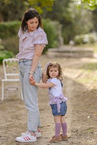 Jardineiras curtas Violeta menina e Camisa Adulto