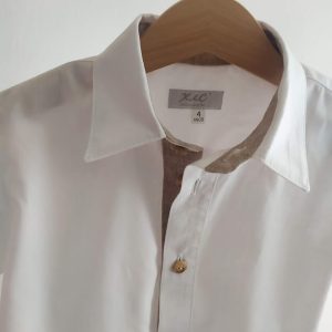 Camisa Gola Clássica Manga Curta com Pormenores